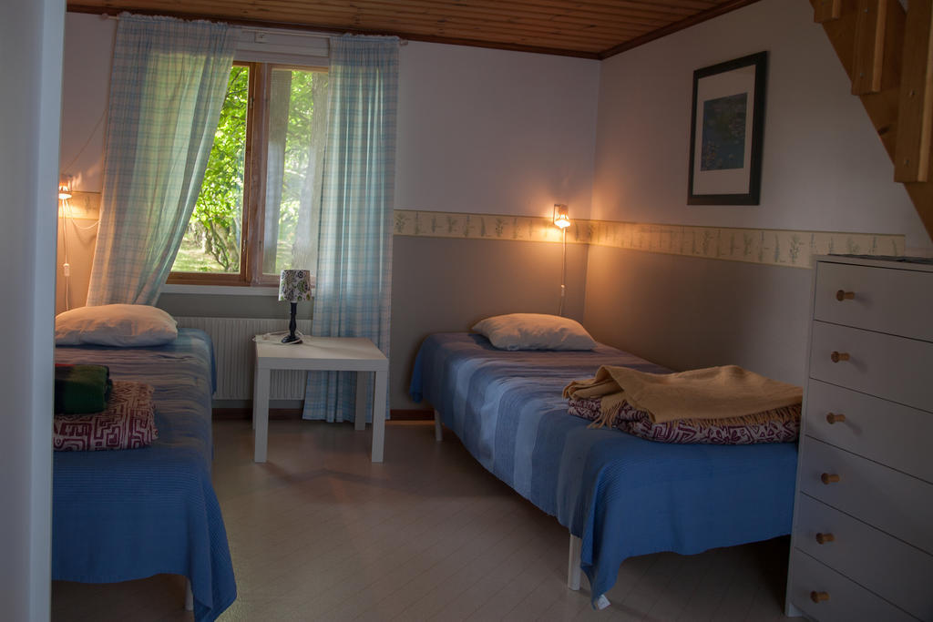 Lantluft Hotell Gullholma Rum bild