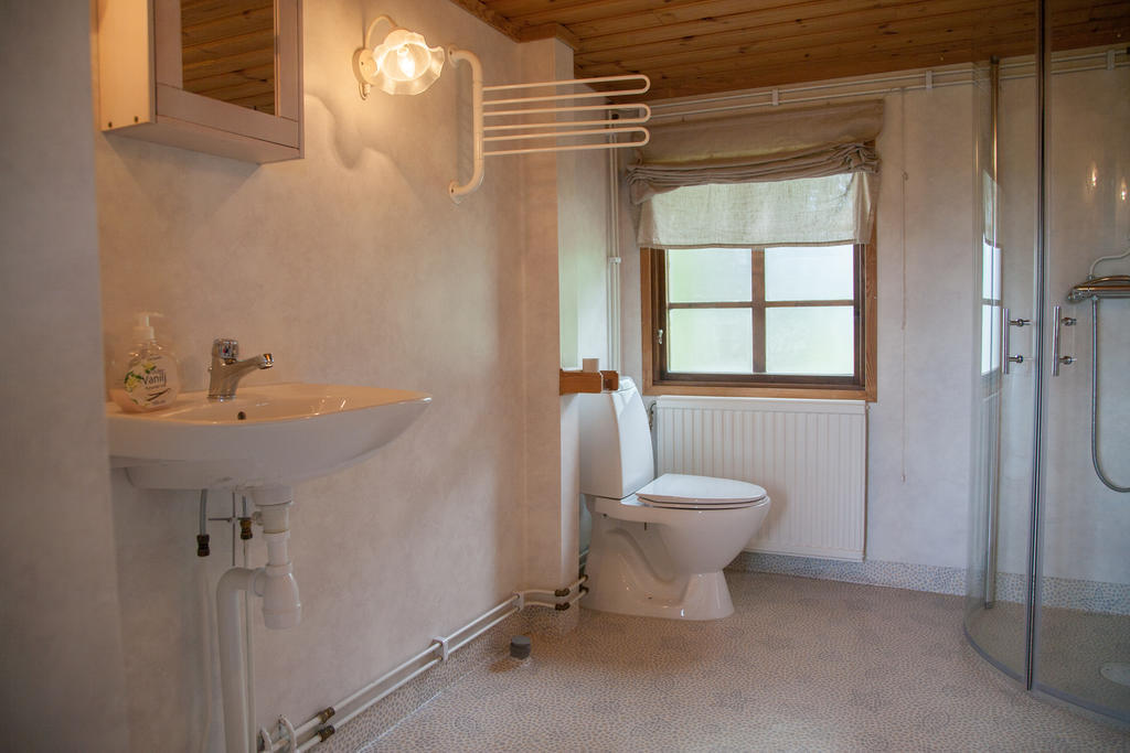 Lantluft Hotell Gullholma Rum bild