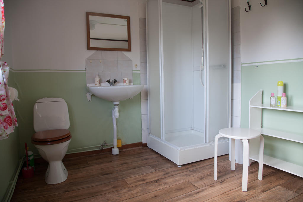 Lantluft Hotell Gullholma Rum bild
