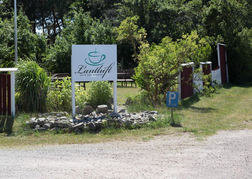 Lantluft Hotell Gullholma Exteriör bild