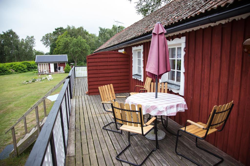Lantluft Hotell Gullholma Exteriör bild