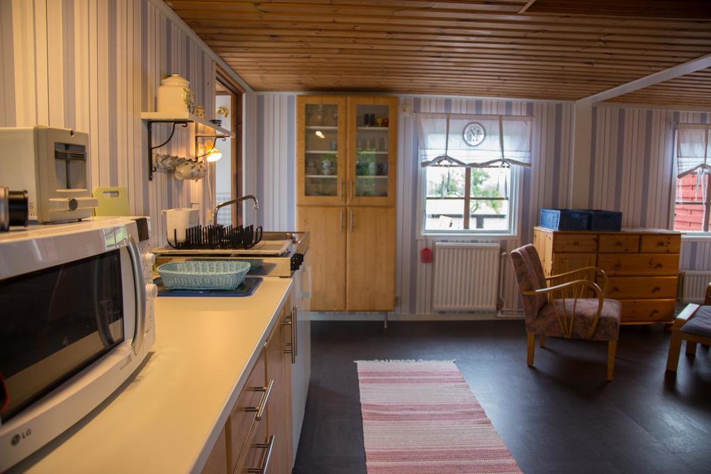 Lantluft Hotell Gullholma Exteriör bild